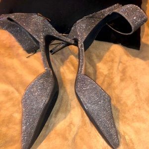 Nicole Miller Silver Formal Size 11 Heels!